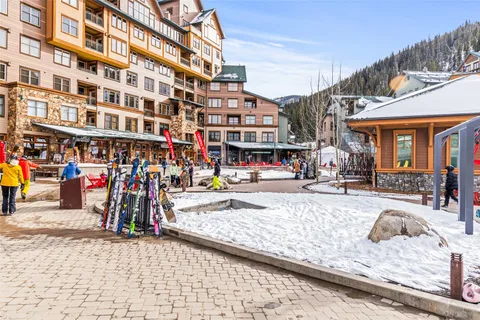 $1,099,000 | 201 Zephyr Way, Unit 2404, Winter Park, CO 80482