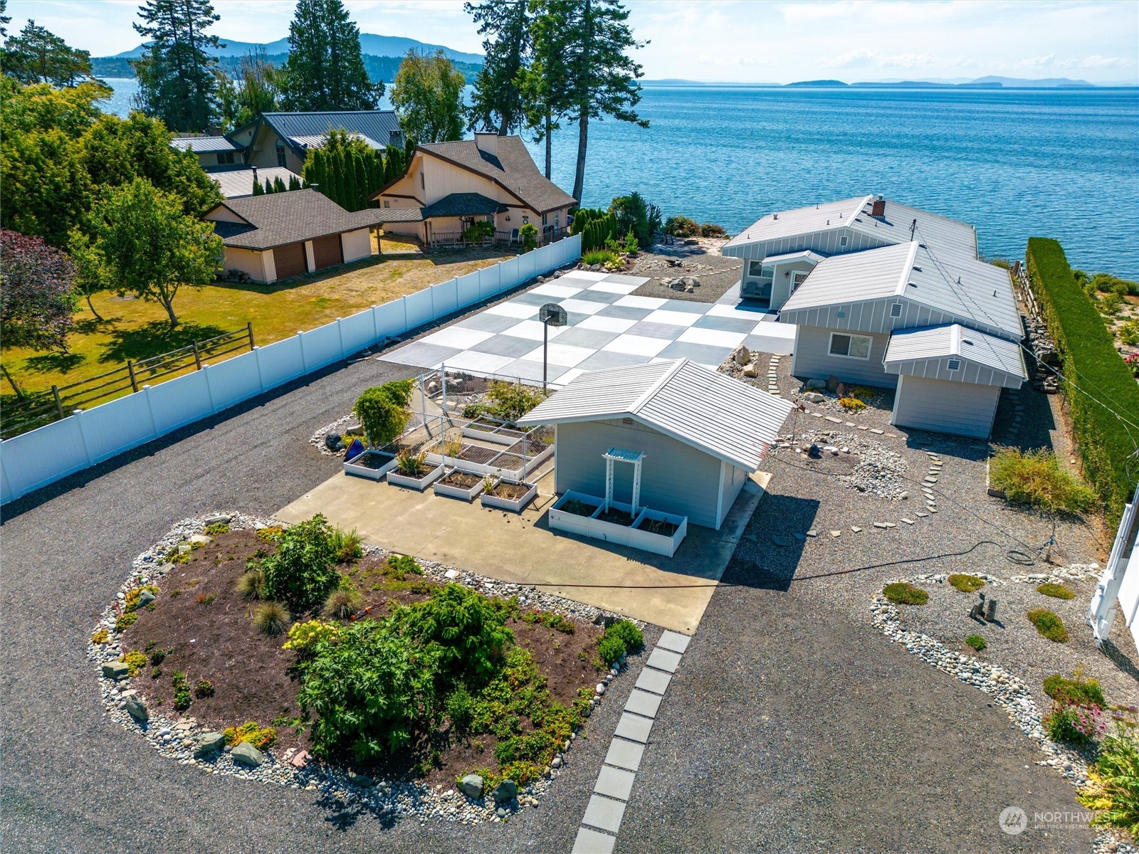 3321 Robertson Road Bellingham, WA 98226 - Photo 7 of 40 Gallery Image 7