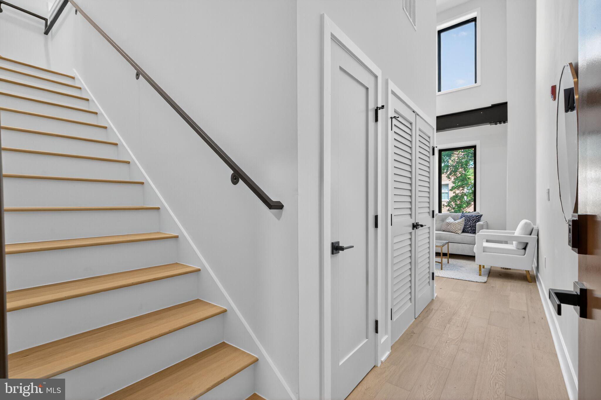 2440 Ontario Road Northwest, Unit 6 Washington, DC 20009 - Photo 11 of 19