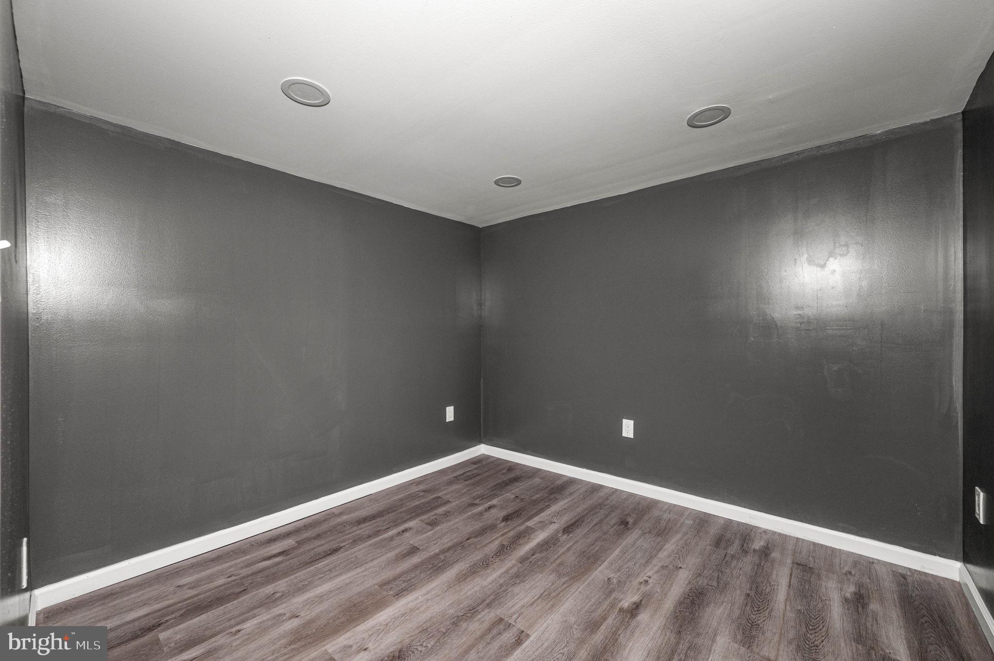 900 Maple Avenue Glenolden, PA 19036 - Photo 16 of 21