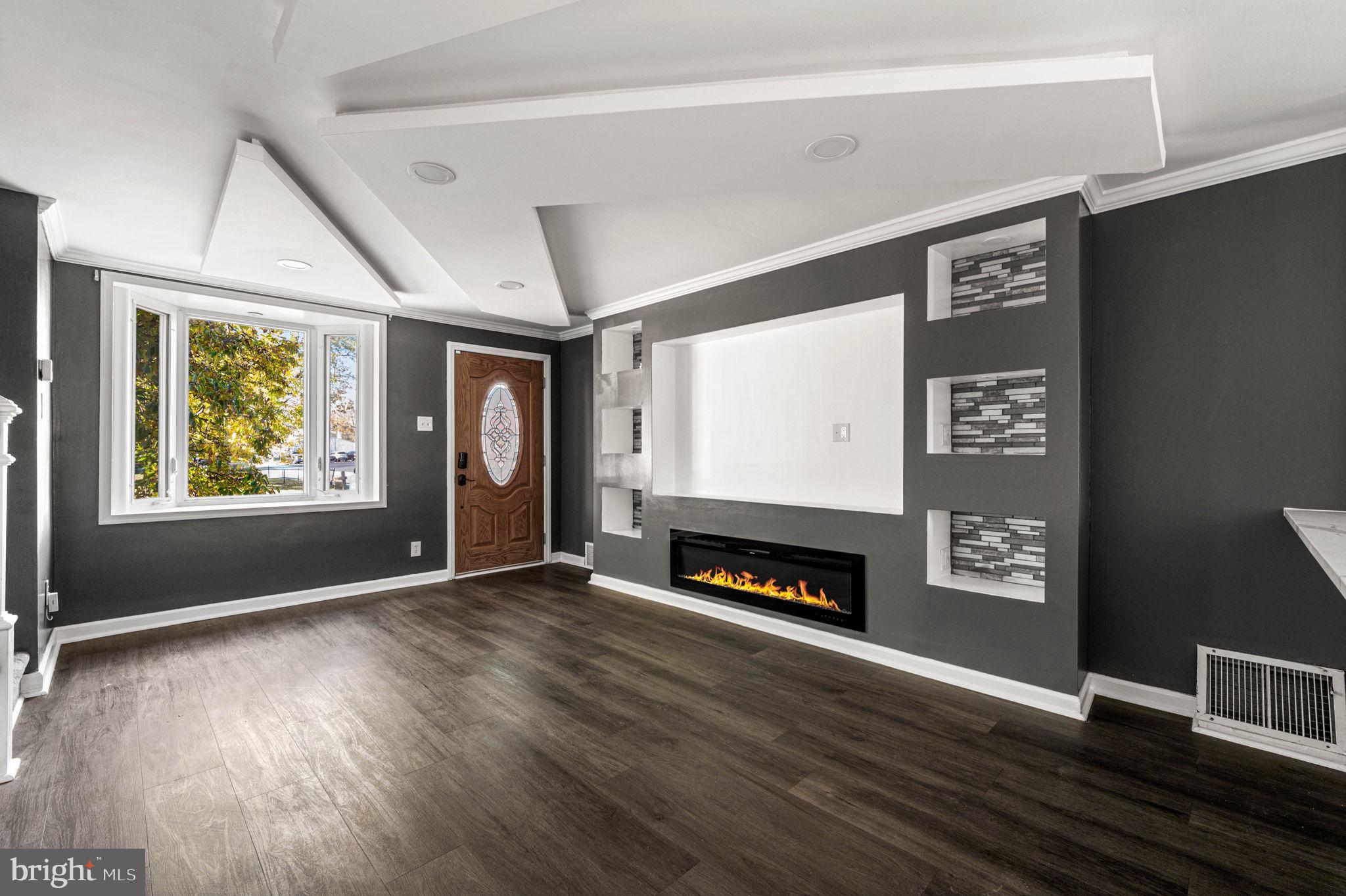 900 Maple Avenue Glenolden, PA 19036 - Photo 3 of 21