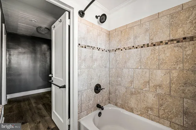 $340,000 | 900 Maple Avenue, Glenolden, PA 19036