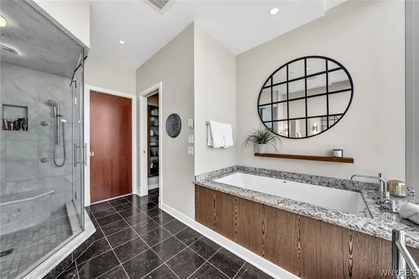 $9,750 | 200 Delaware Avenue, Unit 1501, Buffalo, NY 14202