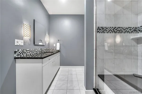 $9,750 | 200 Delaware Avenue, Unit 1501, Buffalo, NY 14202