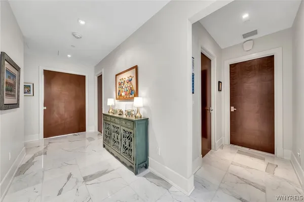 $9,750 | 200 Delaware Avenue, Unit 1501, Buffalo, NY 14202