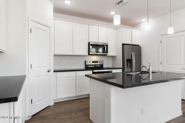 $2,195 | 15112 West Hadley Street, Goodyear, AZ 85338