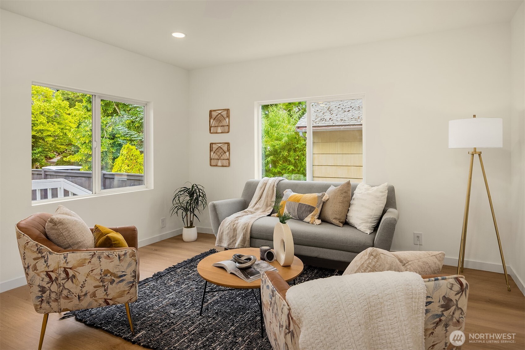 5040 35th Avenue Southwest Seattle, WA 98126 - Photo 3 of 30