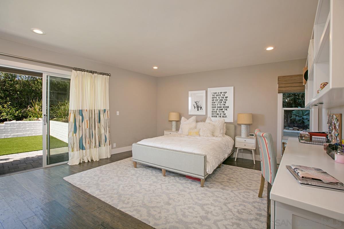 1020 La Jolla Rancho Road La Jolla, CA 92037 - Photo 13 of 25