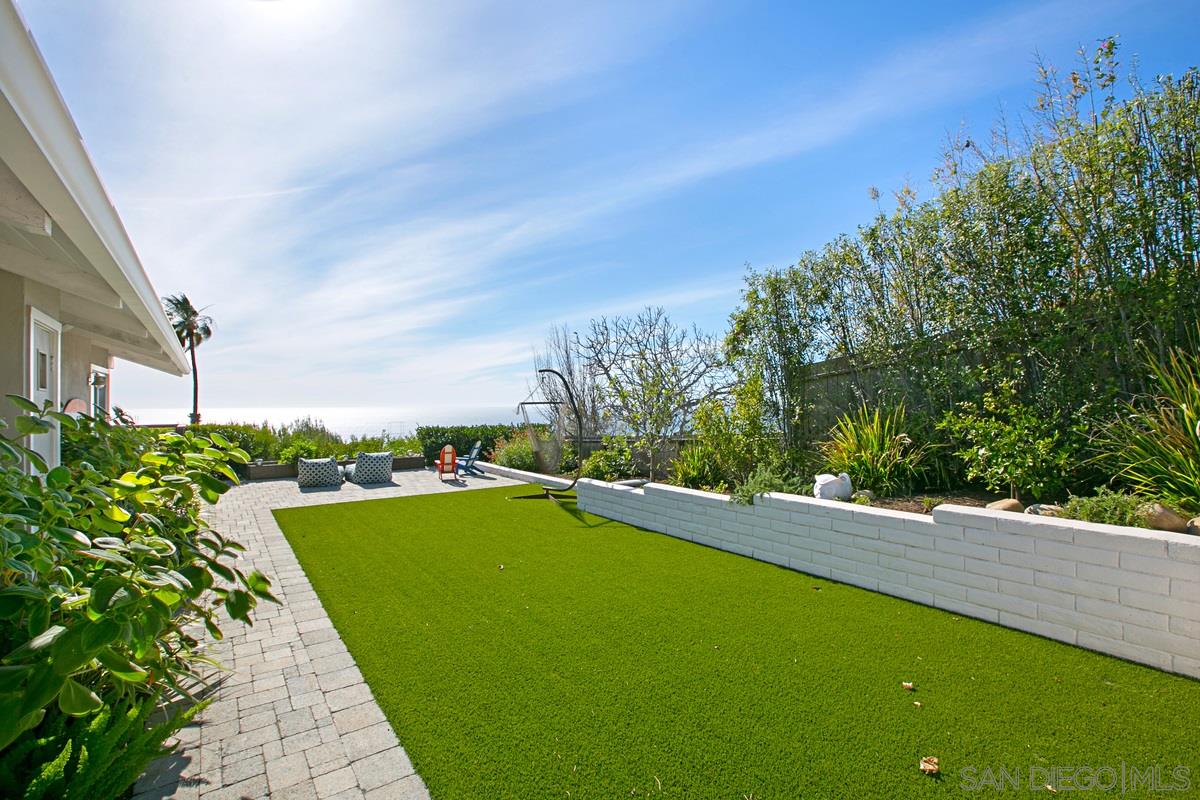 1020 La Jolla Rancho Road La Jolla, CA 92037 - Photo 21 of 25