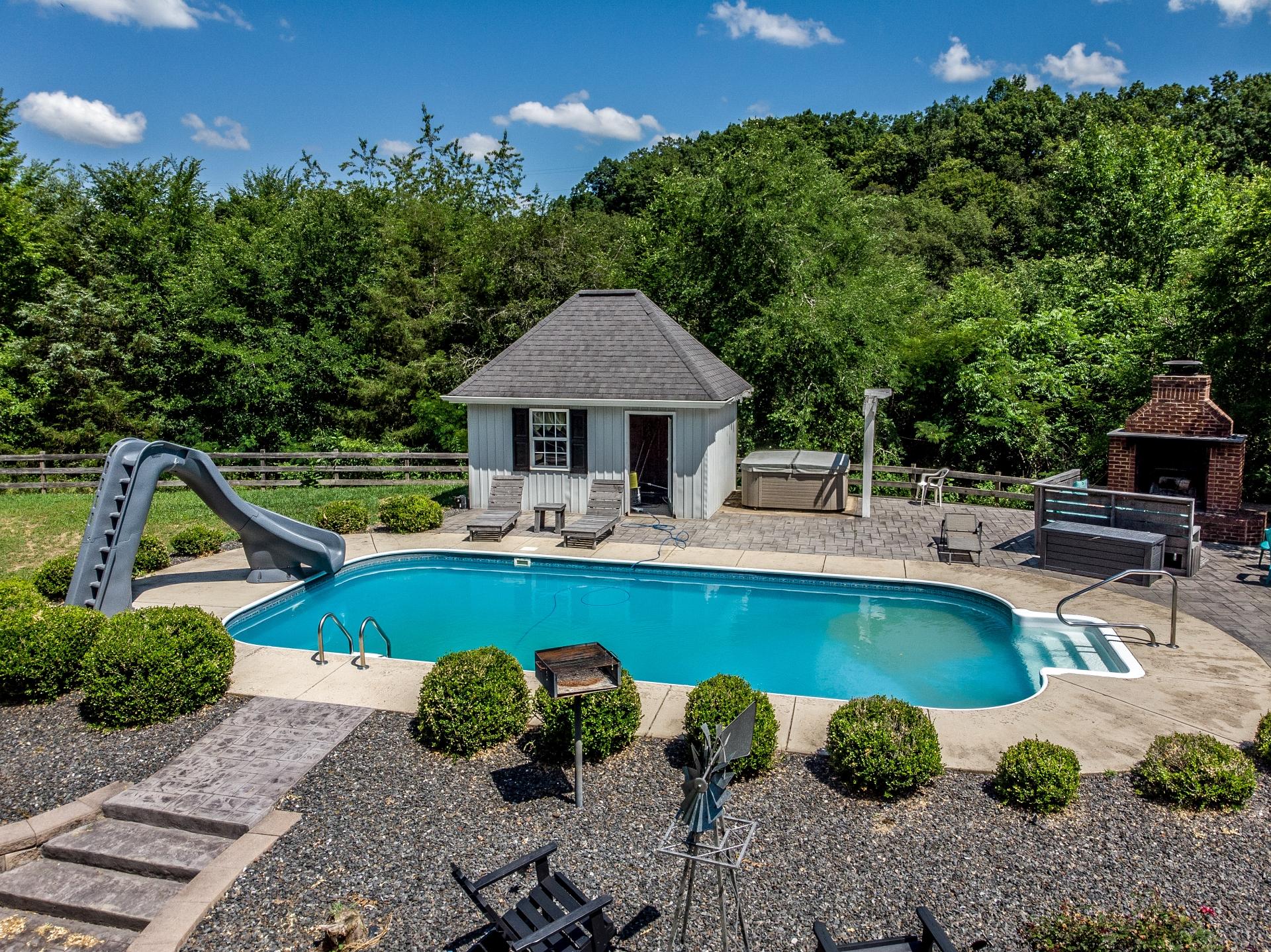 1070 George Malone Road Greeneville, TN 37745 - Photo 9 of 48 1070GeorgeMaloneG_082