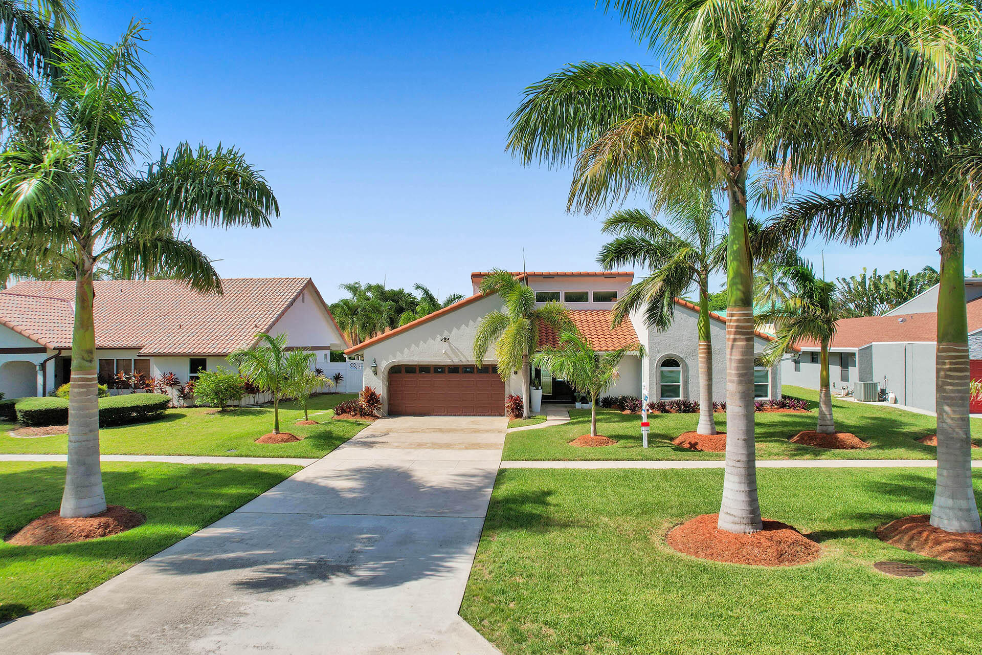 359 South Country Club Boulevard Boca Raton, FL 33487 - Photo 60 of 63 88FE95A8-6C25-4EE3-976F-A89C55ED5D7D