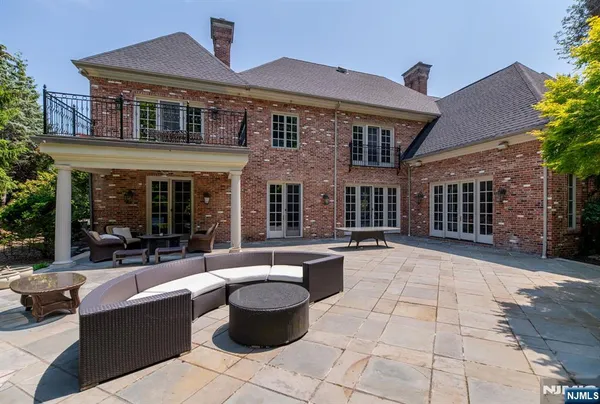 $3,688,000 | 366 East Madison Avenue, Cresskill, NJ 07626