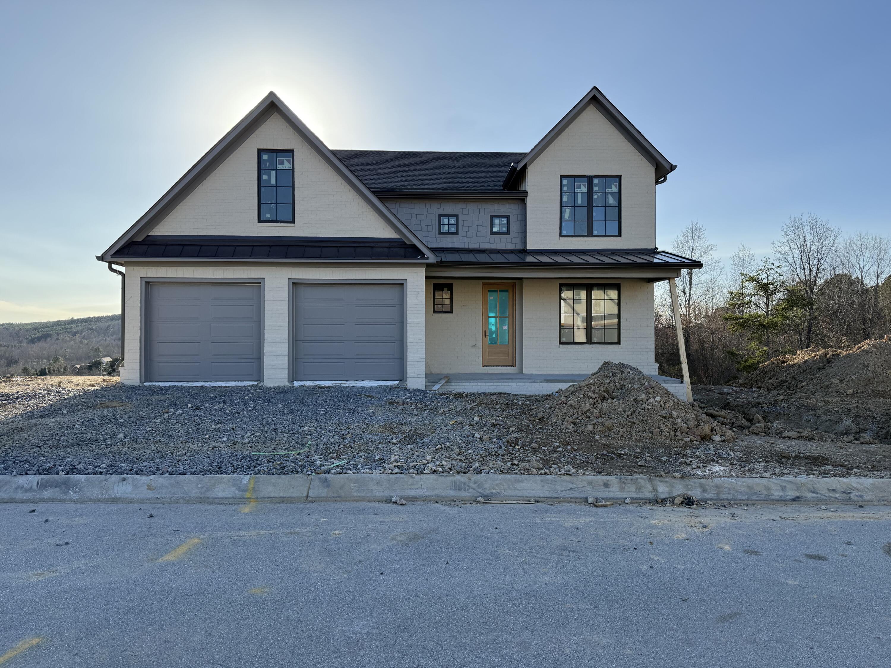 Full unfinished daylight basement