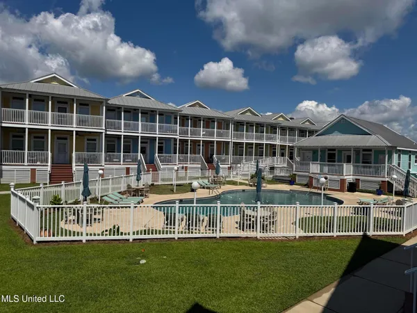 $277,900 | 1515 East Beach Boulevard, Unit 104, Pass Christian, MS 39571