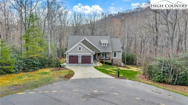 $775,000 | 362 Fairway Oaks Drive, West Jefferson, NC 28694
