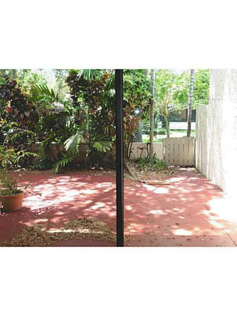 806 St Andrews Road, Unit 806 Hollywood, FL 33021 - Photo 8 of 32 Exterior Back
