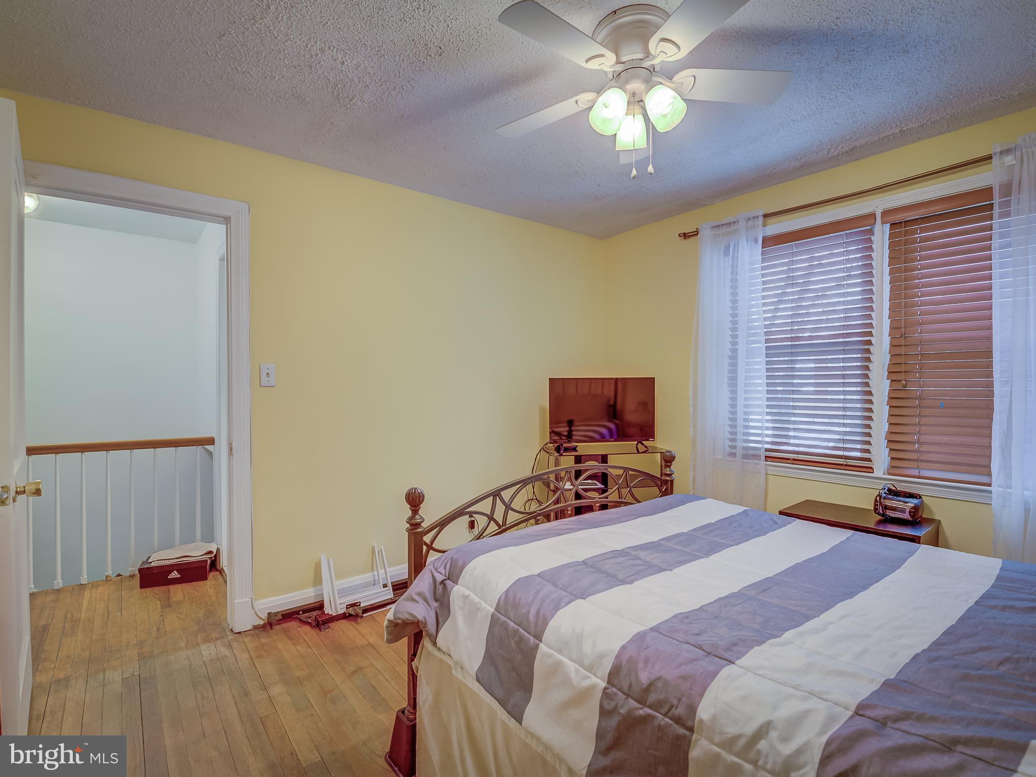1645 Kirkwood Road Baltimore, MD 21207 - Photo 25 of 38 Third bedroom