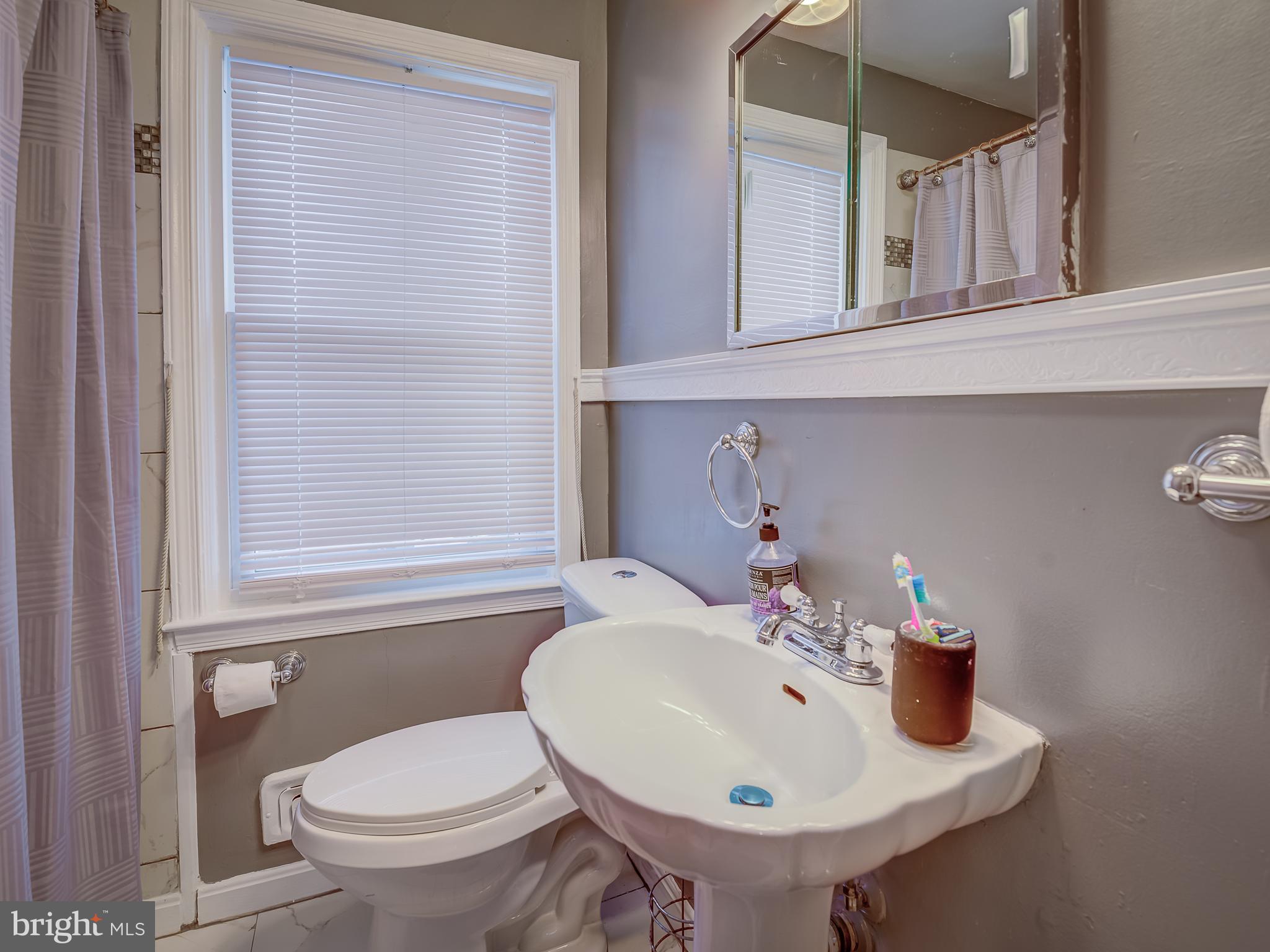 1645 Kirkwood Road Baltimore, MD 21207 - Photo 29 of 38 Full bathroom