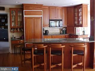 694 Thomas Jefferson Road Wayne, PA 19087 - Photo 5 of 6