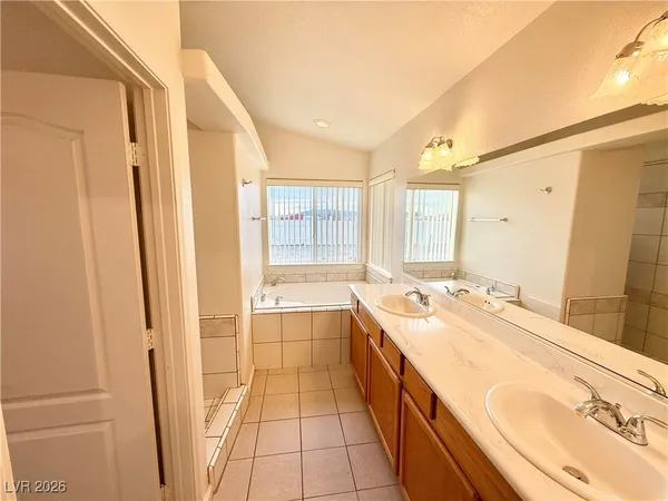 $2,000 | 5421 Fleetwood Place, Pahrump, NV 89060