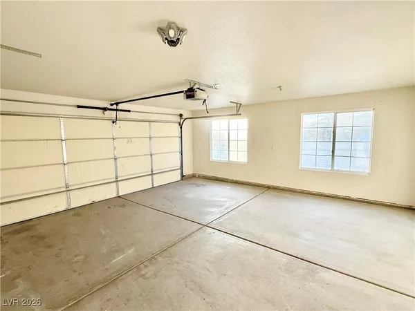 $2,000 | 5421 Fleetwood Place, Pahrump, NV 89060