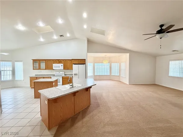 $2,000 | 5421 Fleetwood Place, Pahrump, NV 89060