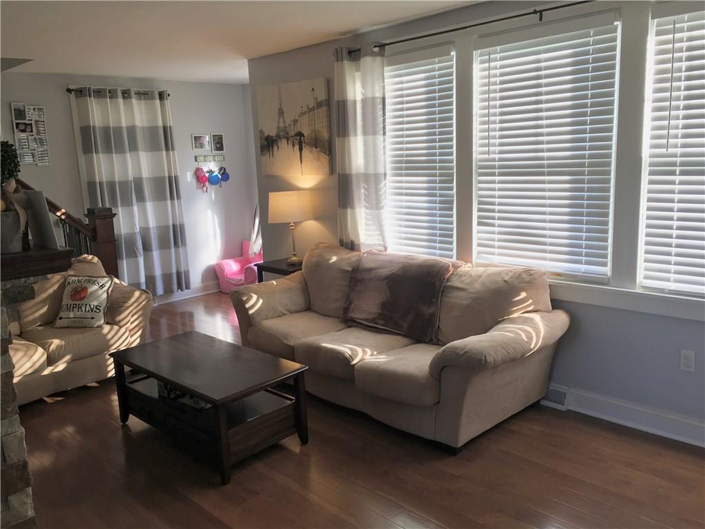 778 Elk Avenue Rochester, PA 15074 - Photo 3 of 20
