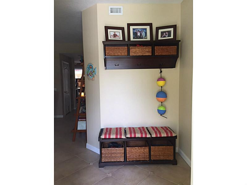 1943 Frederick Small Road, Unit 1943 Jupiter, FL 33458 - Photo 2 of 34 Den/Family/Great Room