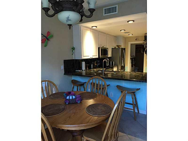 1943 Frederick Small Road, Unit 1943 Jupiter, FL 33458 - Photo 7 of 34 Kitchen