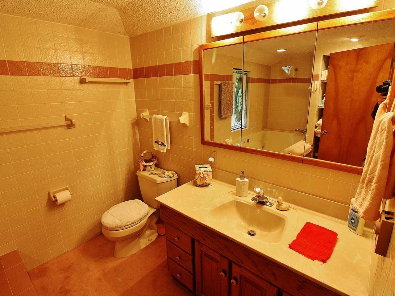 1465 Everett Road Eagle River, WI 54521 - Photo 13 of 25 Gallery Image 13