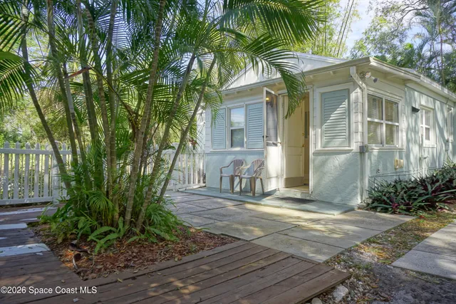 $1,400 | 2812 Shwonda Avenue Northeast, Palm Bay, FL 32905