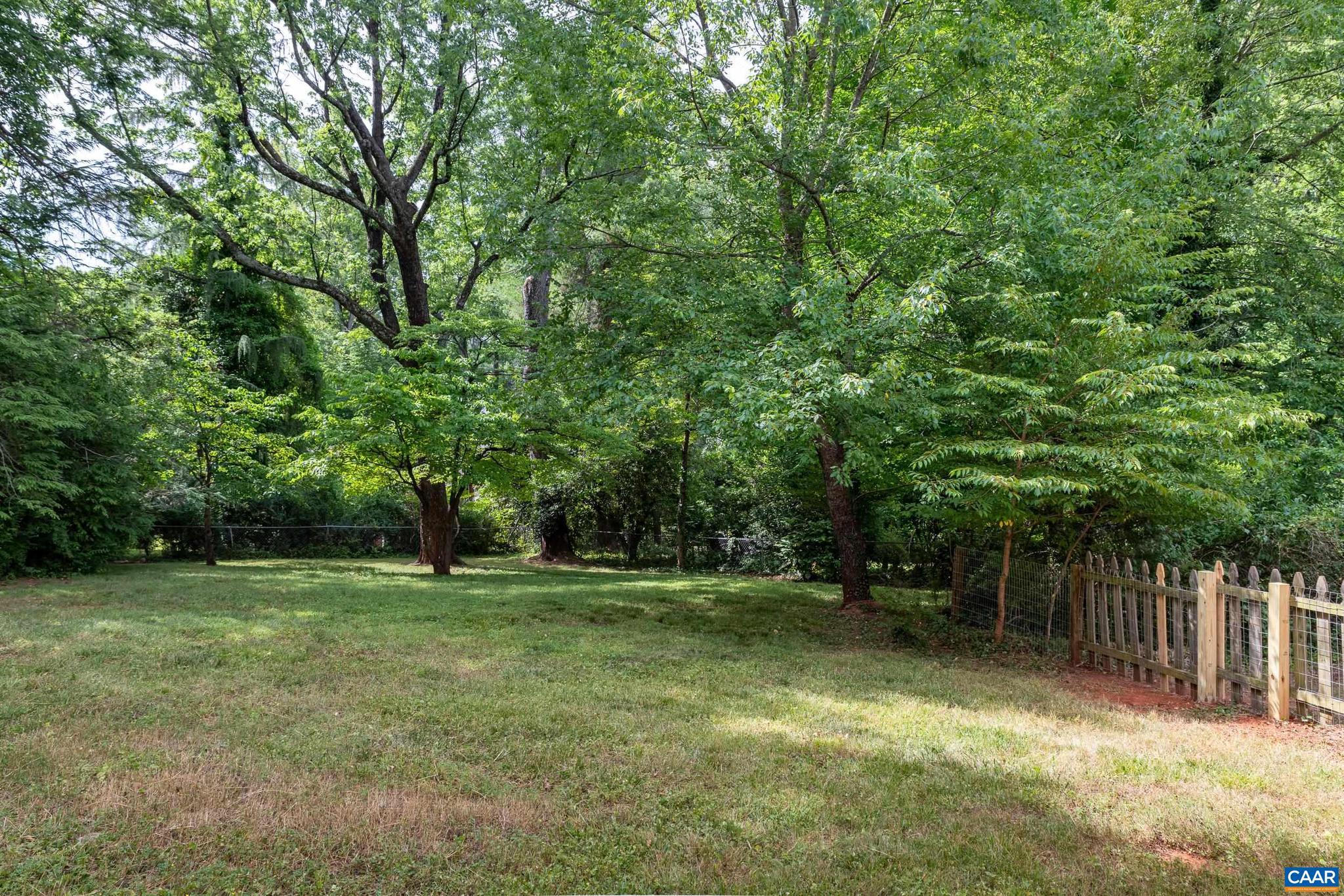 1636 Meadowbrook Heights Road Charlottesville, VA 22901 - Photo 8 of 57