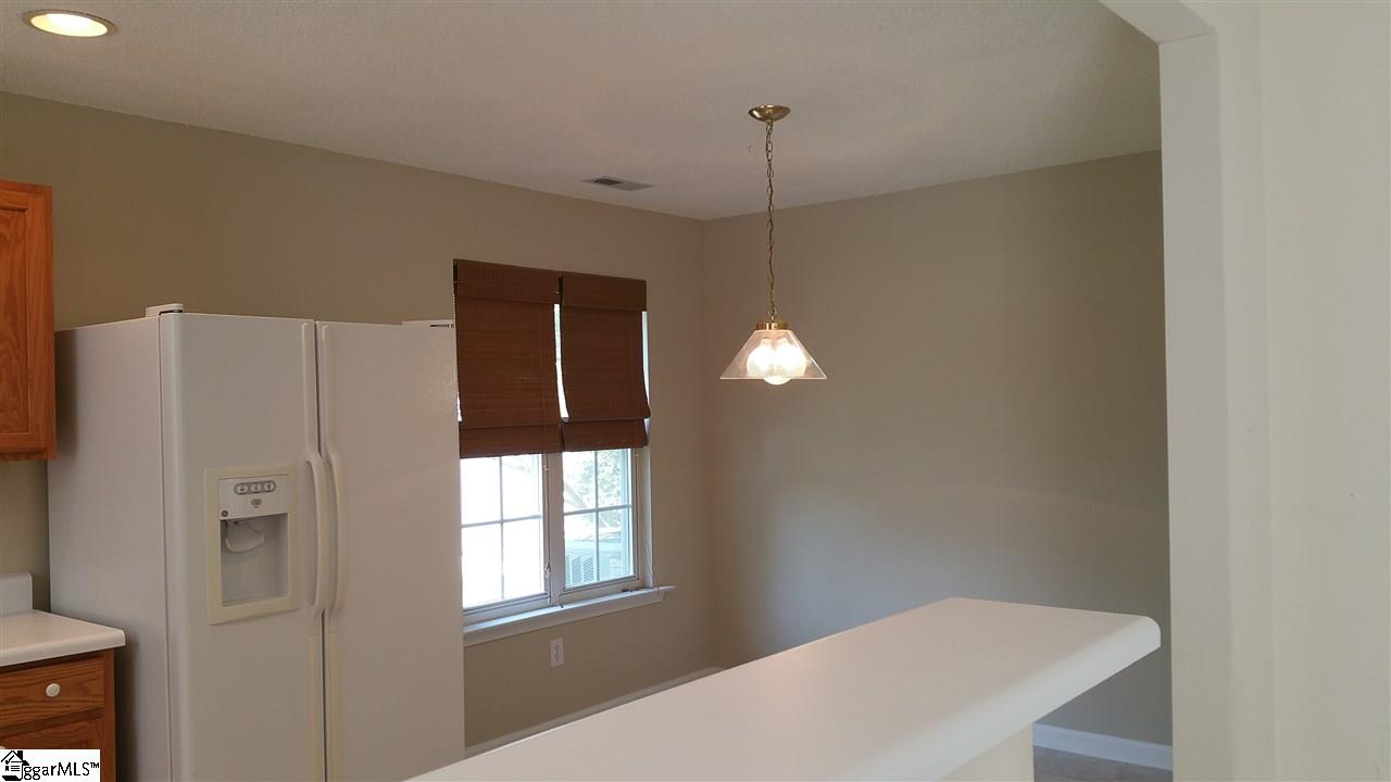 104 Raleigh Court Simpsonville, SC 29681 - Photo 11 of 29 Gallery Image 11