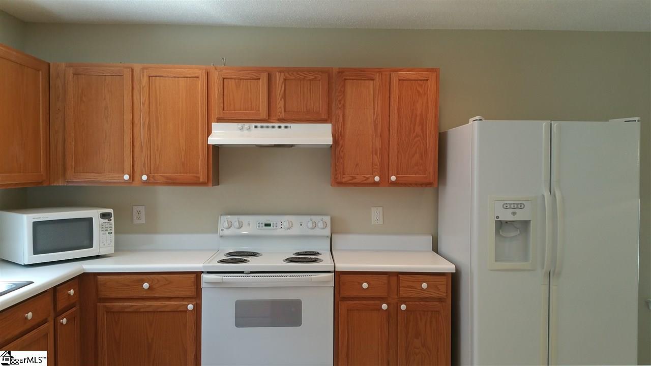 104 Raleigh Court Simpsonville, SC 29681 - Photo 12 of 29 Gallery Image 12