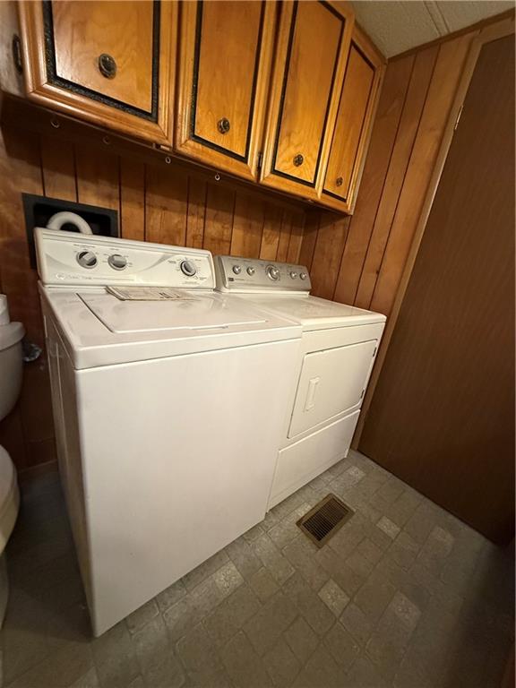 10 Spruce Lane Indiana, PA 15701 - Photo 20 of 24 Washer & Dryer Included - In Main Bathroom