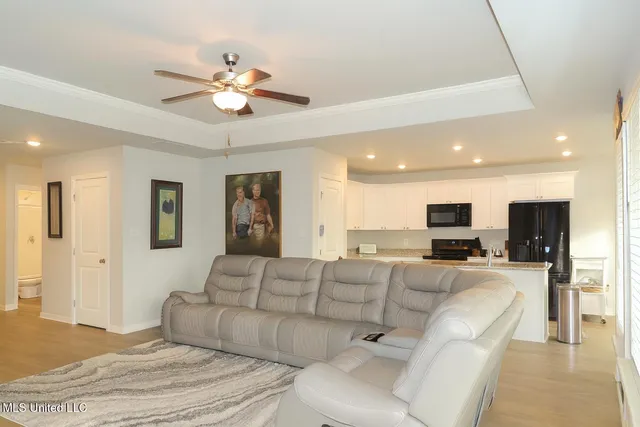 $269,900 | 649 Iona Street, Diamondhead, MS 39525