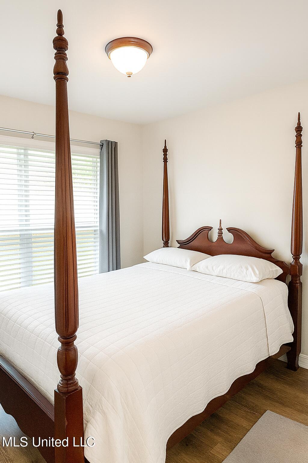 649 Iona Street Diamondhead, MS 39525 - Photo 9 of 14 5E778D82-5BCC-4A4A-A5D9-4F9E29B275AA