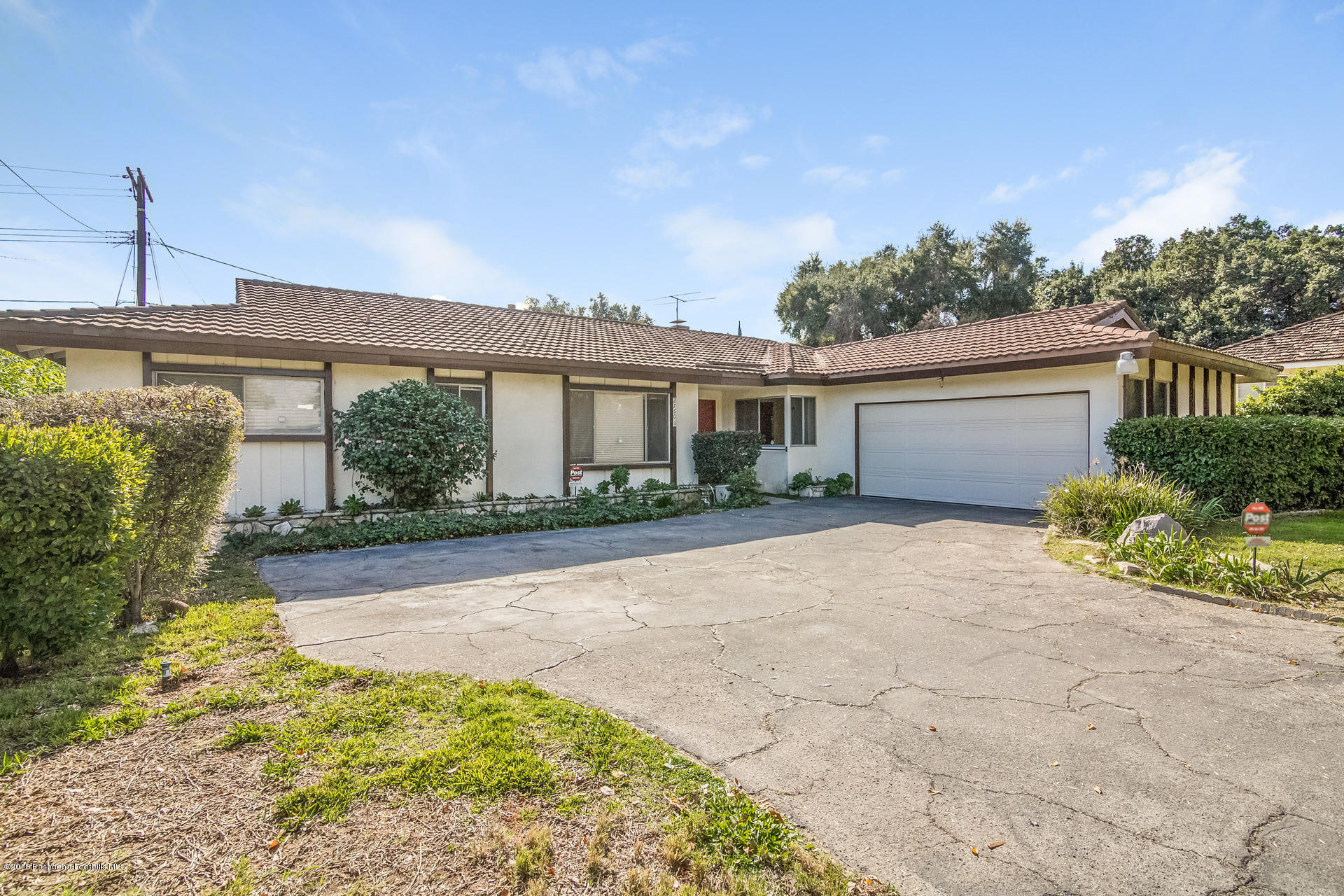2760 Thorndike Road Pasadena, CA 91107 - Photo 3 of 35 001-Front_View-5253387-medium
