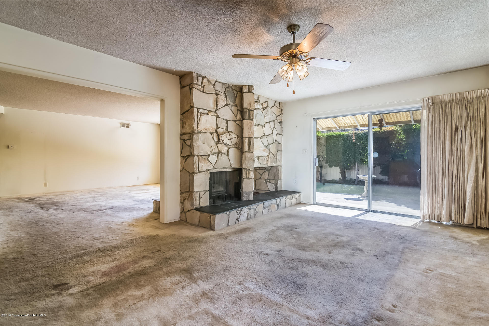 2760 Thorndike Road Pasadena, CA 91107 - Photo 8 of 35 017-Family_Room-5253358-medium