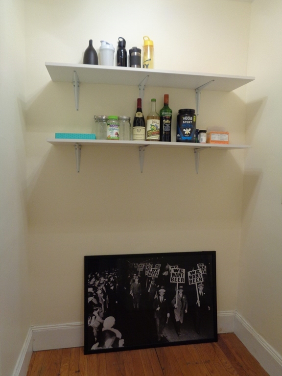 40 Carlton Street, Unit 10 Brookline, MA 02446 - Photo 11 of 11 a close view of table