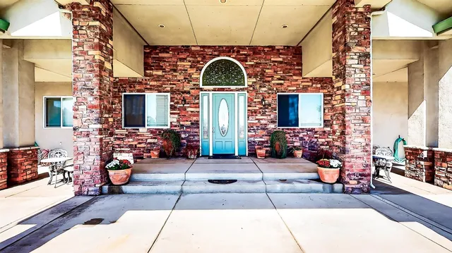 $2,500,000 | 21160 2nd Avenue, Stevinson, CA 95374