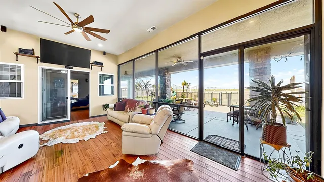 $2,500,000 | 21160 2nd Avenue, Stevinson, CA 95374