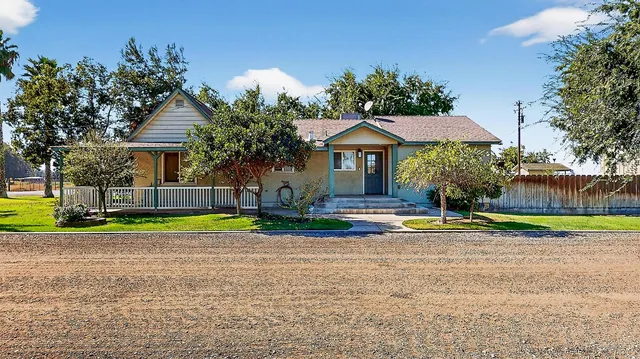 $2,500,000 | 21160 2nd Avenue, Stevinson, CA 95374