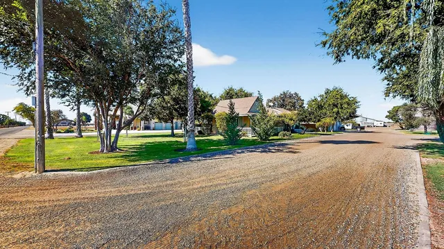 $2,500,000 | 21160 2nd Avenue, Stevinson, CA 95374