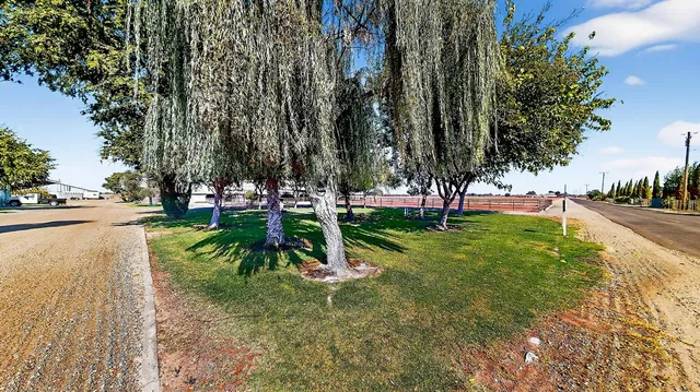 $2,500,000 | 21160 2nd Avenue, Stevinson, CA 95374