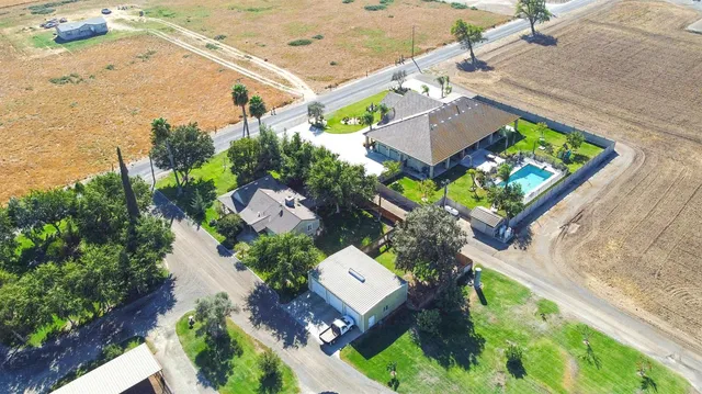 $2,500,000 | 21160 2nd Avenue, Stevinson, CA 95374