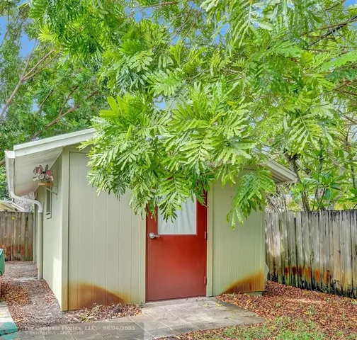 $419,000 | 2731 Northeast 9th Avenue, Pompano Beach, FL 33064