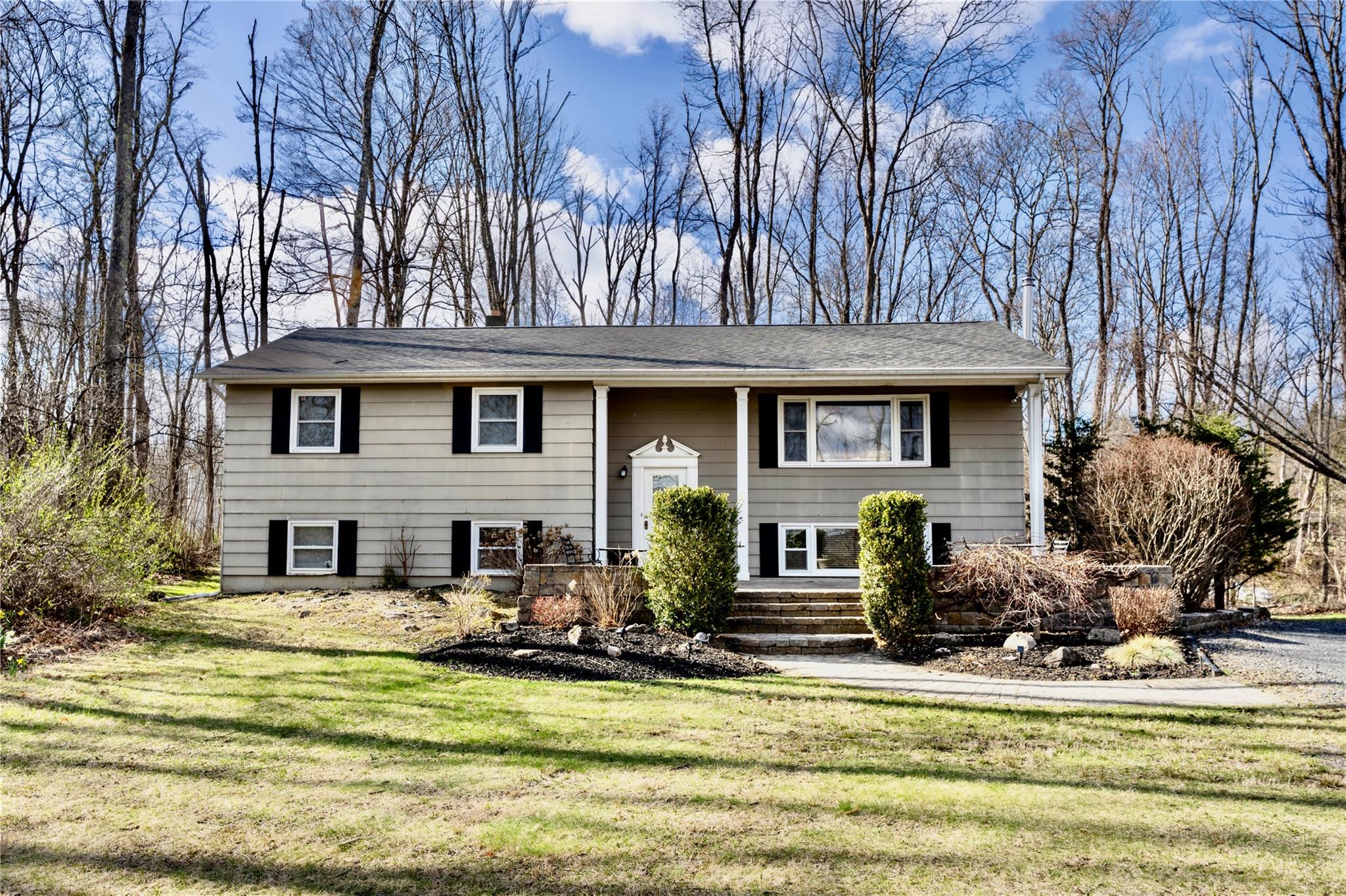 17 Ackerman Road Warwick, NY 10990 - Photo 1 of 1 Raised Ranch, Front Yard and Large front Patio