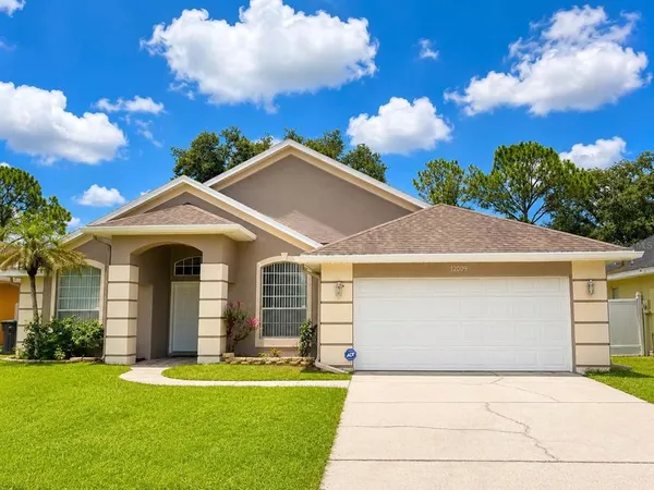 $2,500 | 12009 Bellsworth Way, Orlando, FL 32837