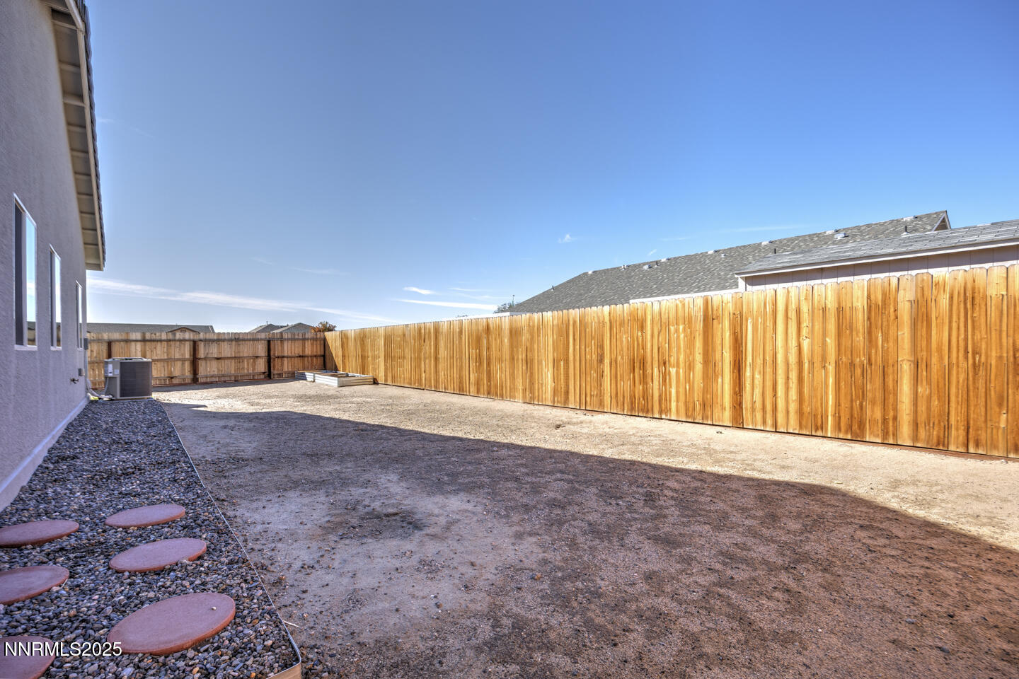 775 Karry Way Fallon, NV 89406 - Photo 22 of 26 a view of a backyard of a house